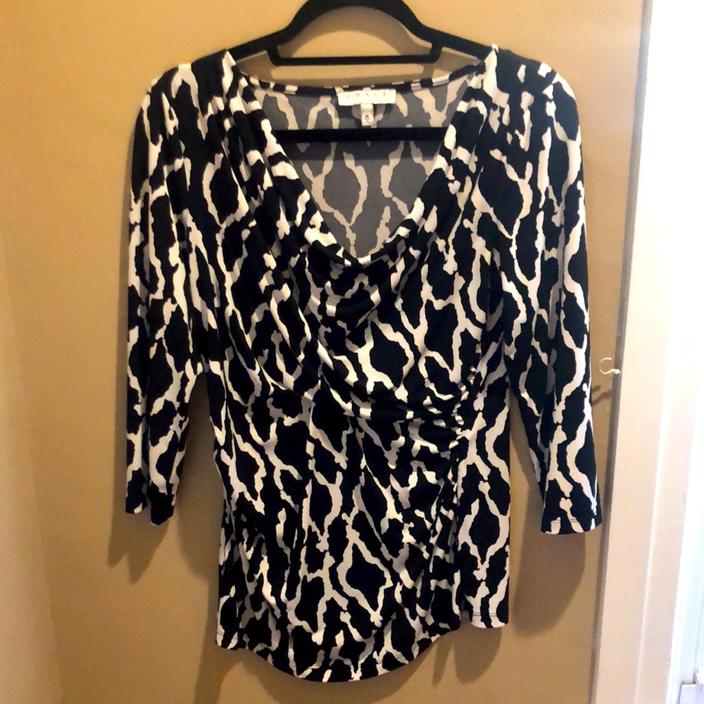 CHAUS black and white dressy top